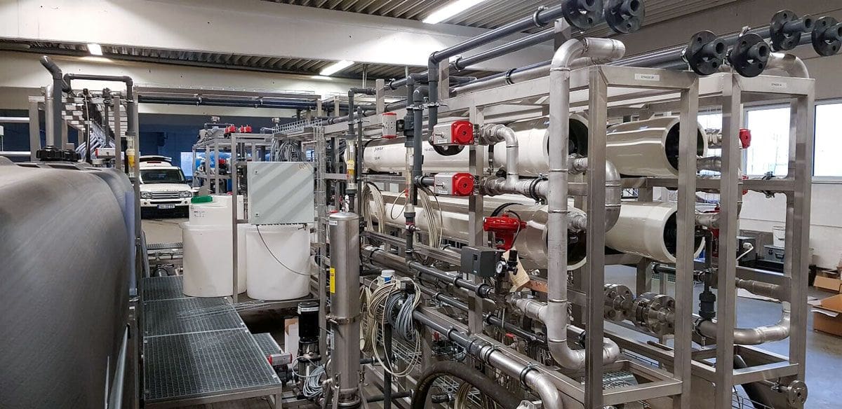 Kunststoffverarbeitung-PET-Zulieferer-Schwimmbadtechnik-wasseraufbereitung